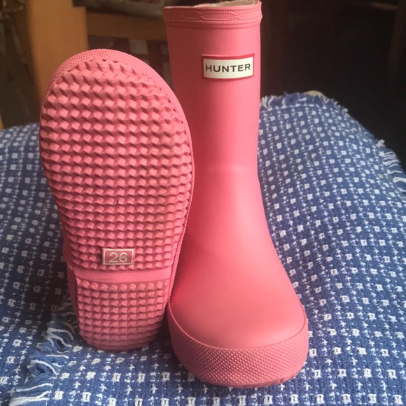 Hunter - Picture 3 of 4